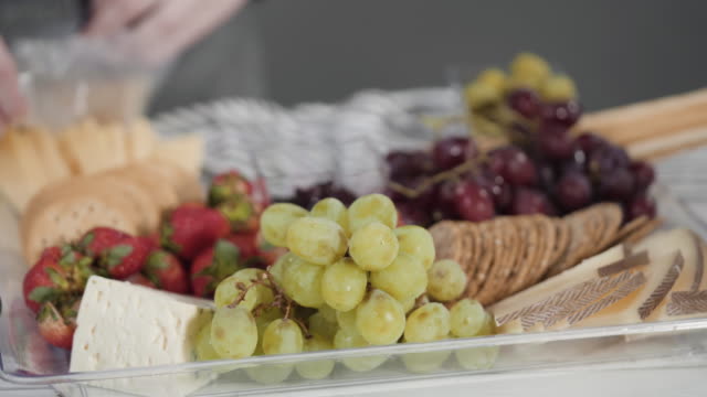 Fresh Fruit & Veggie Combo Platters