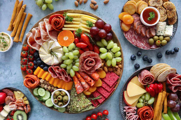 Medium charcuterie board for Duffy and dockside delivery in Newport Beach Harbor